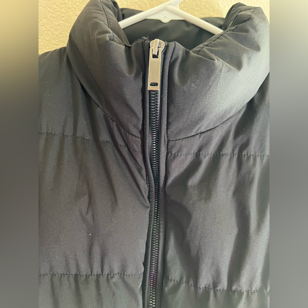 Shein Black Puffer Vest - Picture 3 of 6